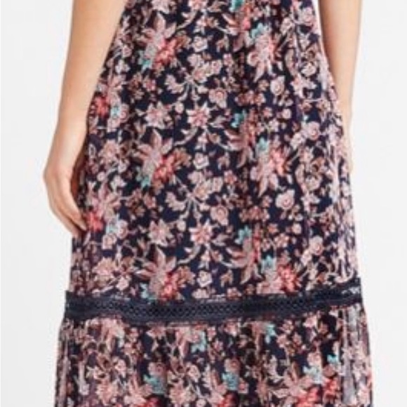 Brand new with tag Express Floral Maxi dress - Picture 3 of 6